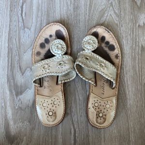 Jack Rogers, classic color. Size 5.5